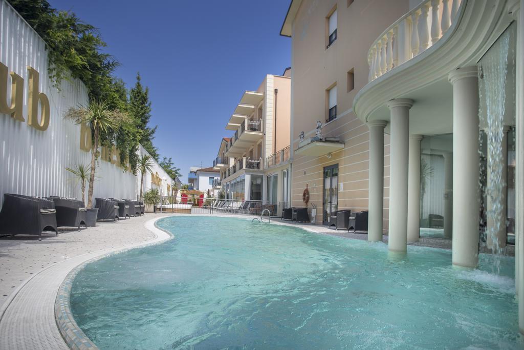 Hotel Mediterraneo Club Benessere 4*